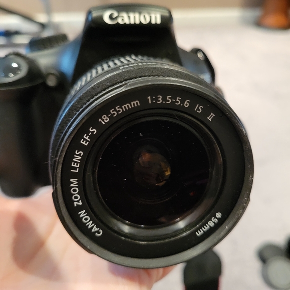 Rebel T3 EOS camera (plus extra lens) - Picture 3 of 16